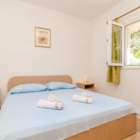 House Rasica - One Bedroom With Terrace And Sea View *